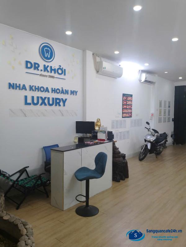 Sang phòng khám nha khoa