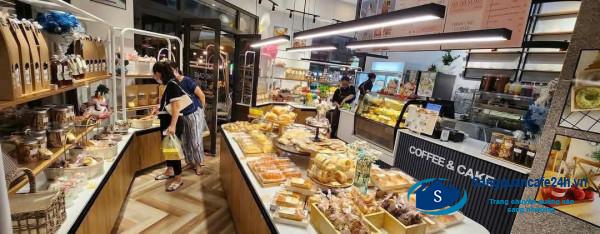 Sang quán cafe