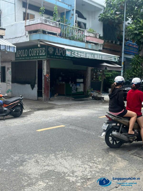 Sang quán cafe