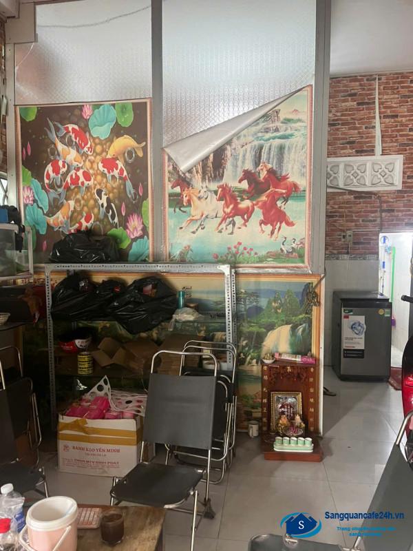 Sang quán cafe