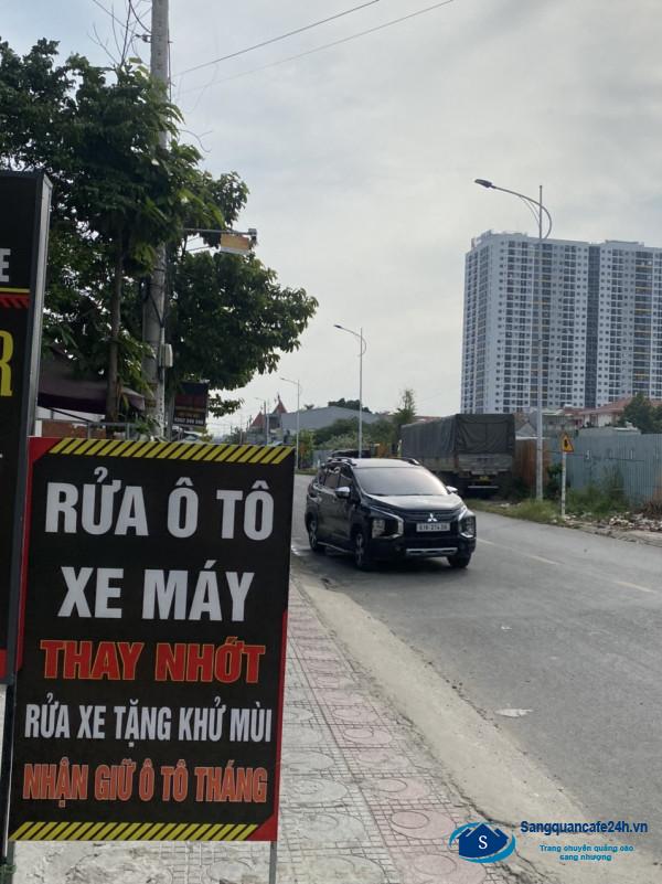 Sang tiệm rửa - sửa xe