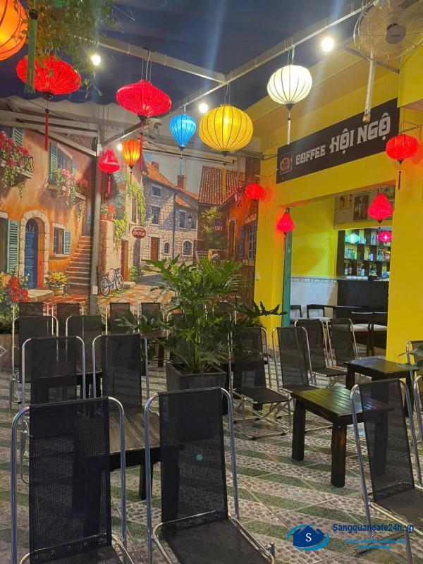 Sang quán cafe