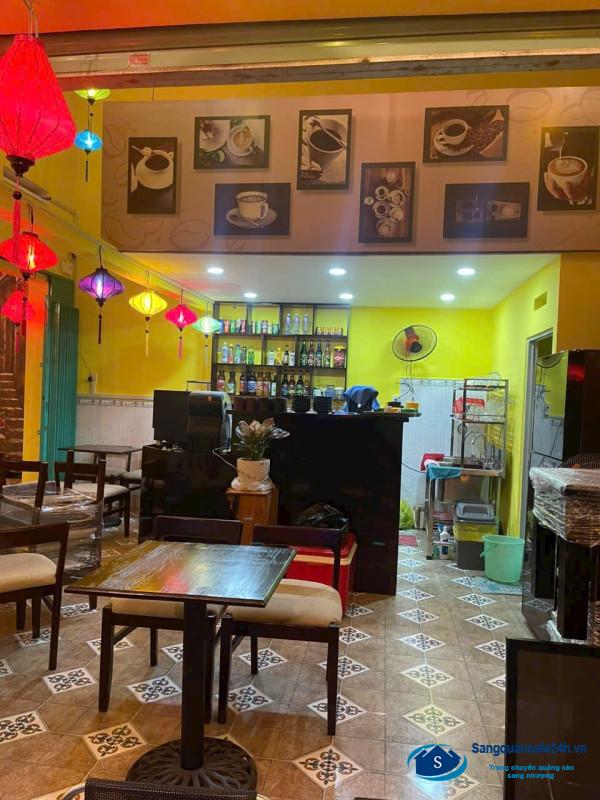 Sang quán cafe