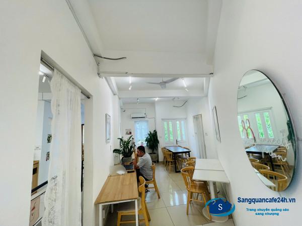 Sang quán cafe