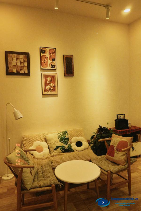Sang quán cafe