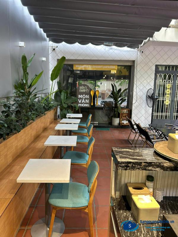 Sang quán cafe