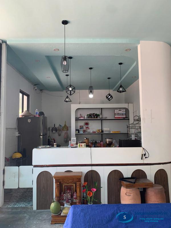 Sang quán cafe