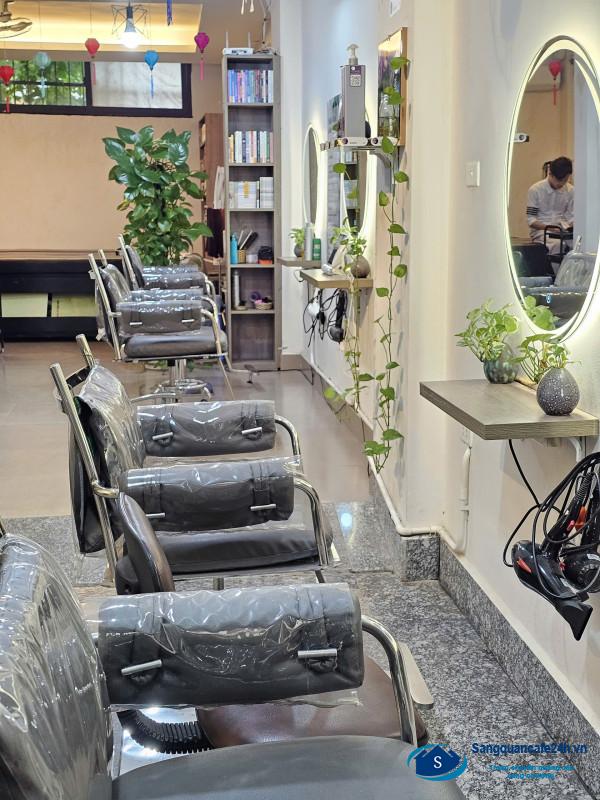 Sang tiệm tóc - nail