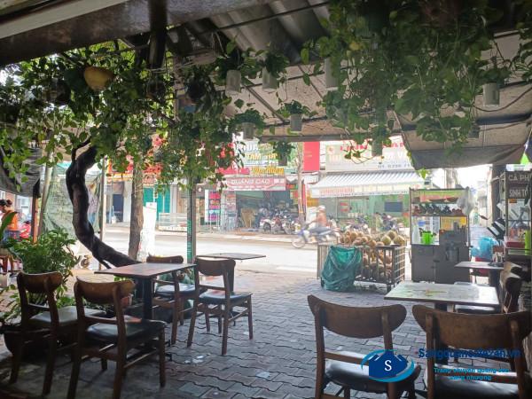 Sang quán cafe