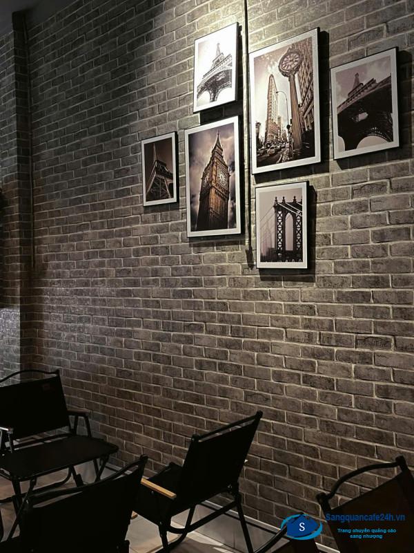 Sang quán cafe