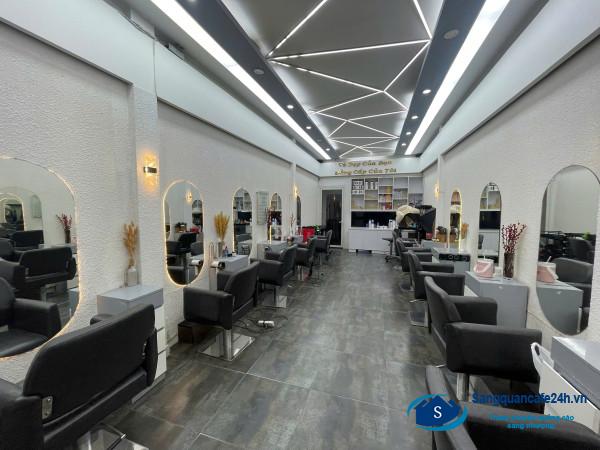 Sang tiệm tóc - nail