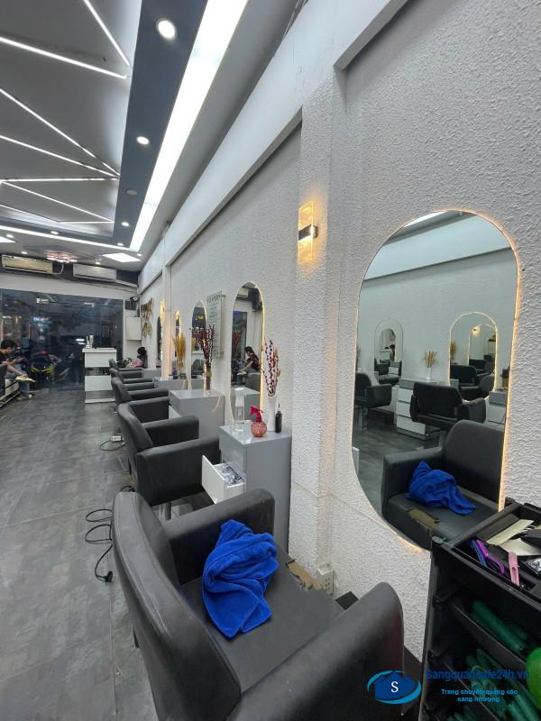 Sang tiệm tóc - nail