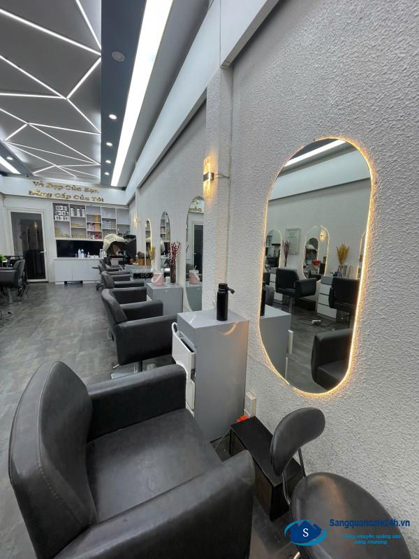 Sang tiệm tóc - nail