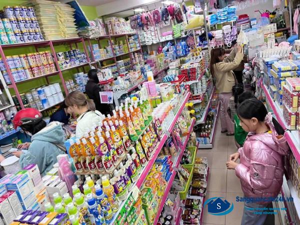 Sang nhượng cửa hàng