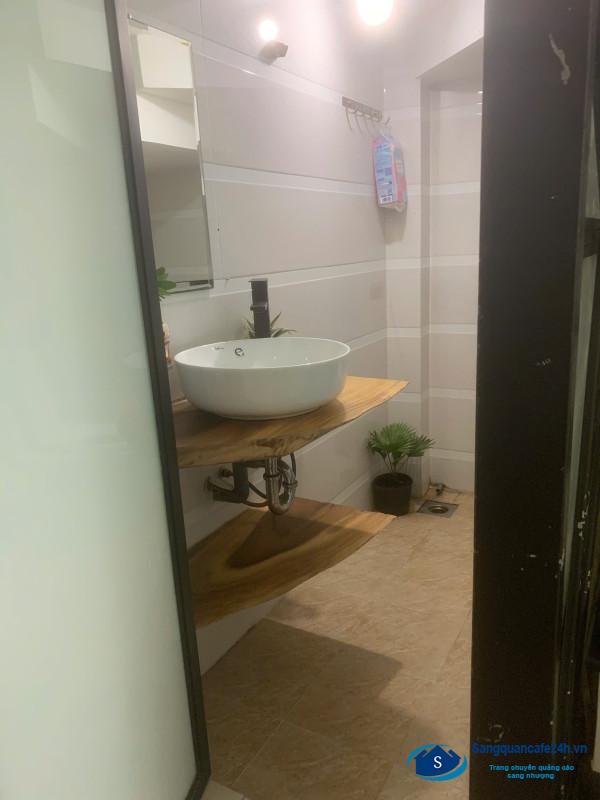 Sang tiệm tóc - nail