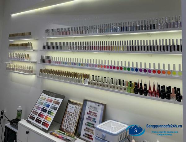 Sang tiệm tóc - nail