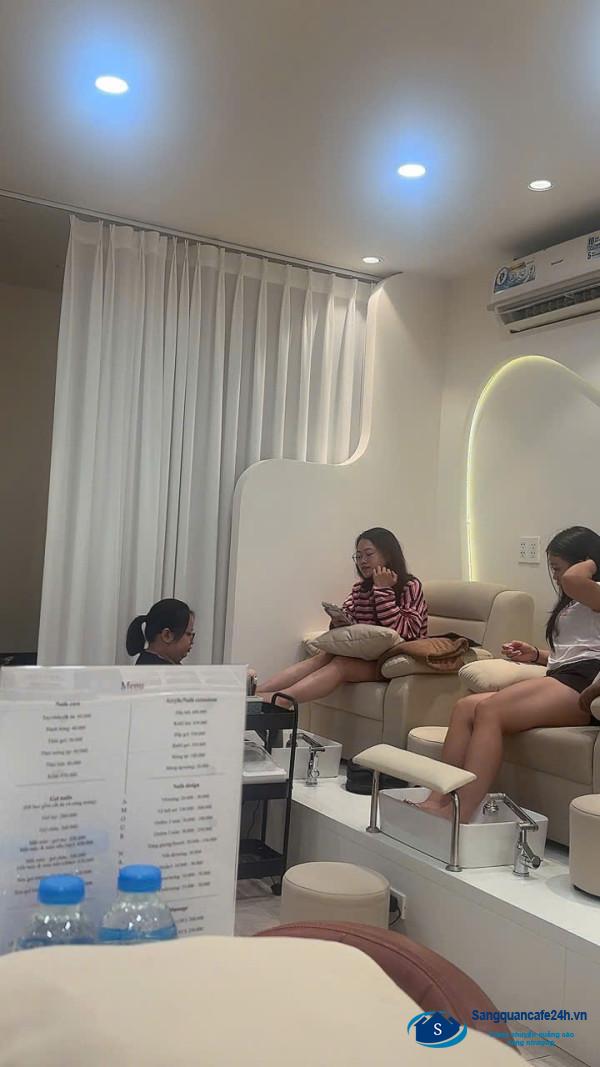 Sang tiệm tóc - nail