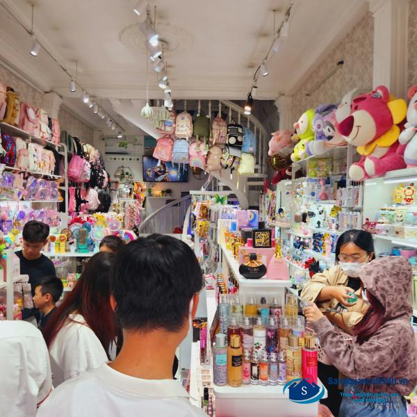 Sang nhượng cửa hàng