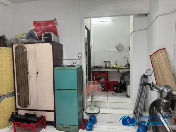 Sang nhượng cửa hàng