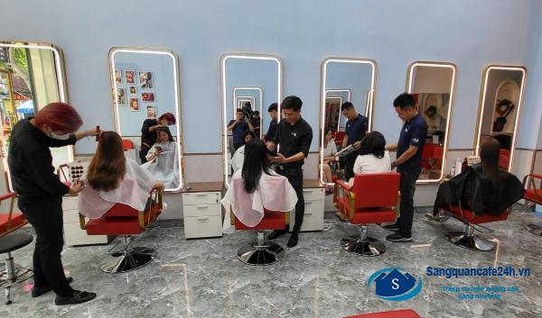 Sang tiệm tóc - nail