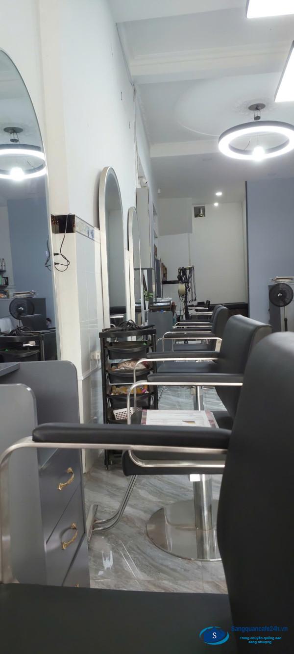 Sang tiệm tóc - nail