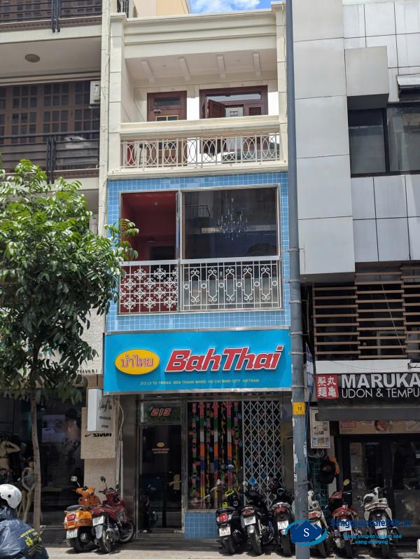SANG NHƯỢNG NHÀ HÀNG MẶT TIỀN TRUNG TÂM QUẬN 1