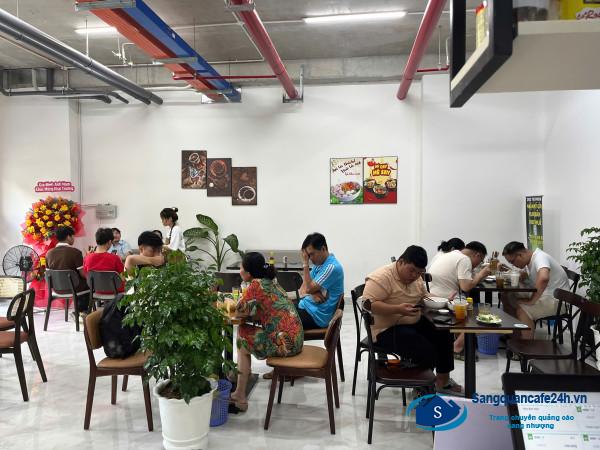 Sang quán cafe