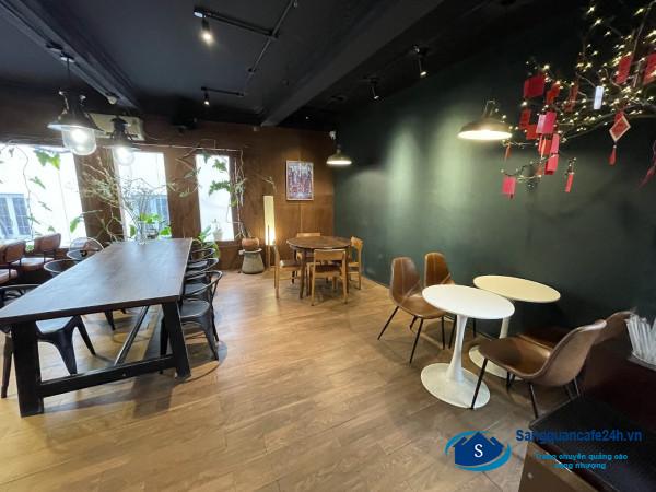 Sang quán cafe