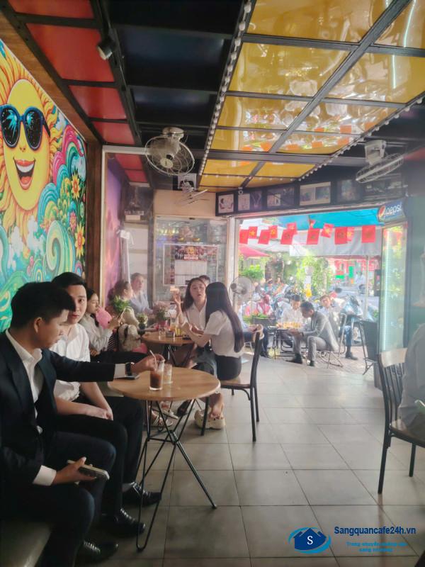 Sang quán cafe