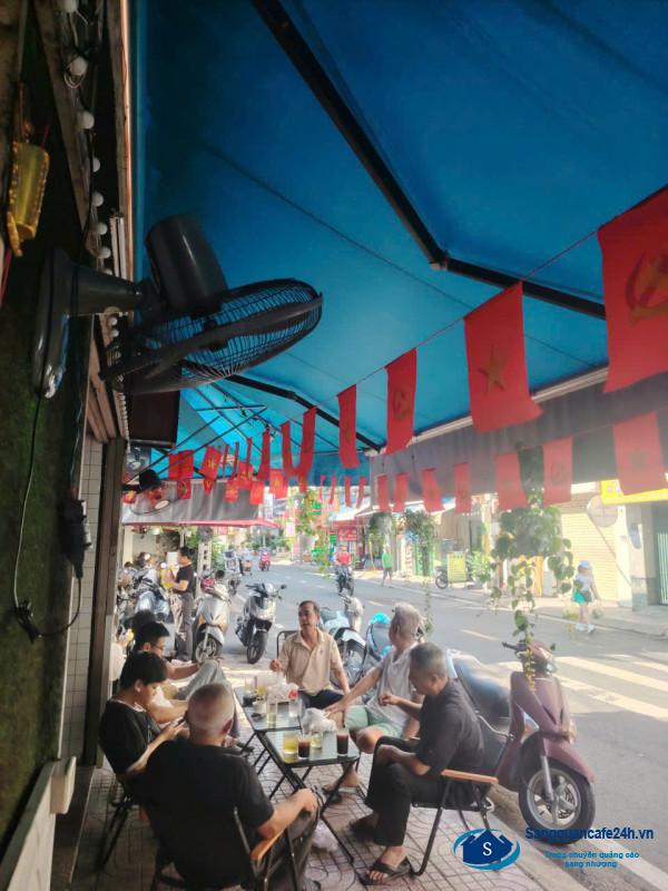 Sang quán cafe