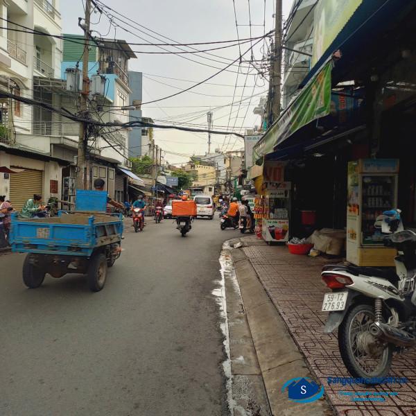 Sang tiệm tạp hóa - sữa