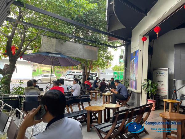 Sang quán cafe