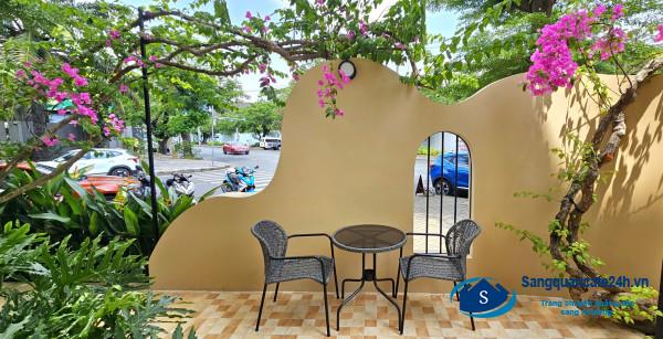 Sang quán cafe